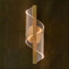 02030062 Wandlamp Curve plexi mat goud.jpg