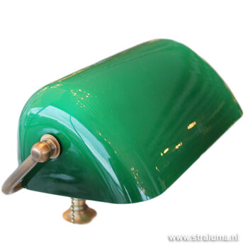 19771381 Detail 2 Klassieke bureaulamp werkkamer.jpg